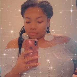 Meet your Posher, Nikki